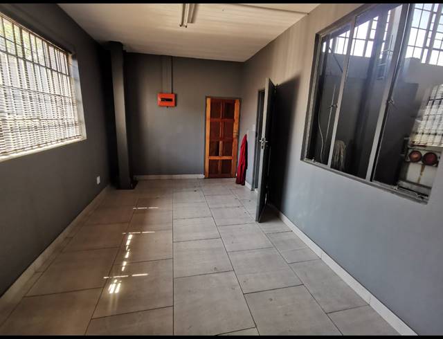 1,000M² FACTORY TO LET IN GERMISTON INDUSTRIAL